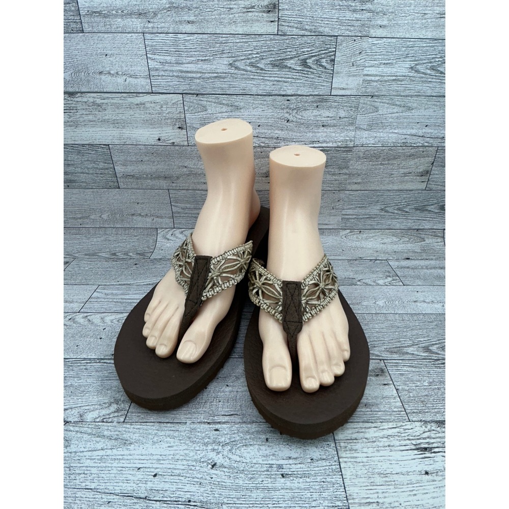 Skechers Women's Brown Thong‎ Sandals with Beaded Flower Detail - Picture 2 of 14